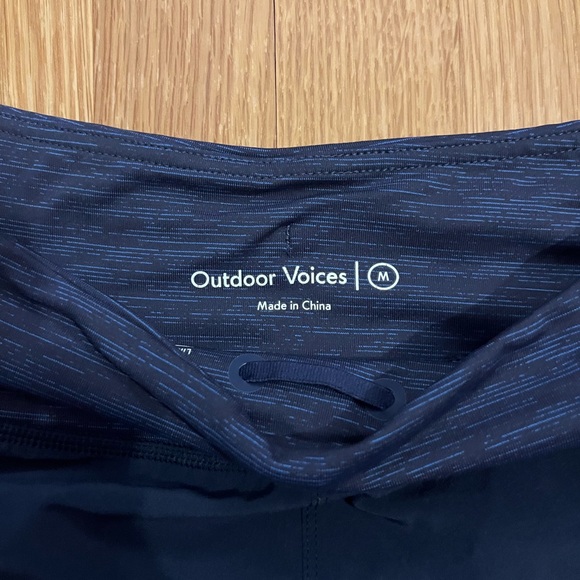 Outdoor Voices The Exercise 2.5” Short Navy - Picture 3 of 7